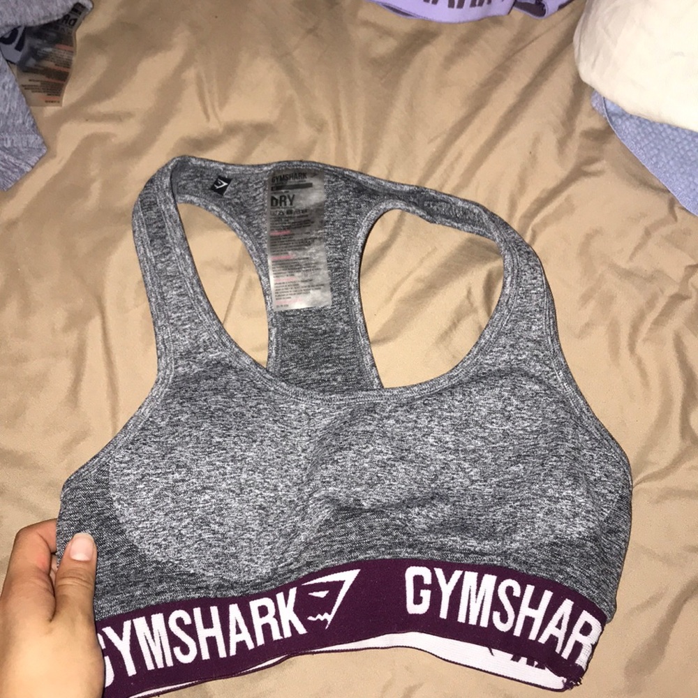 Sports bra